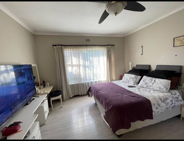4 BEDROOM HOUSE FOR SALE IN ESTHER PARK